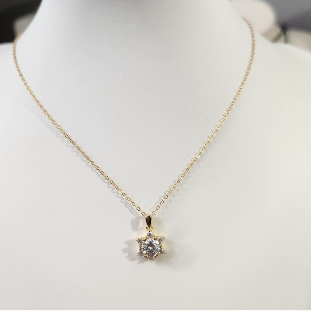 Sterling silver moissanite Star necklace